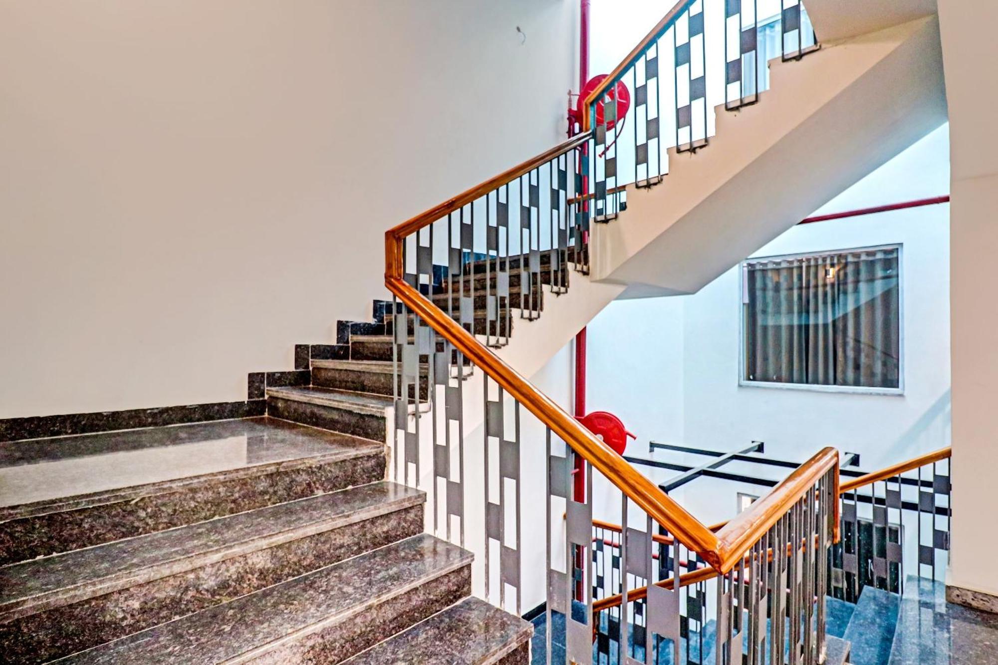 Townhouse Sector 30 Near Botanic Garden Of Indian Republic 호텔 노이다 외부 사진