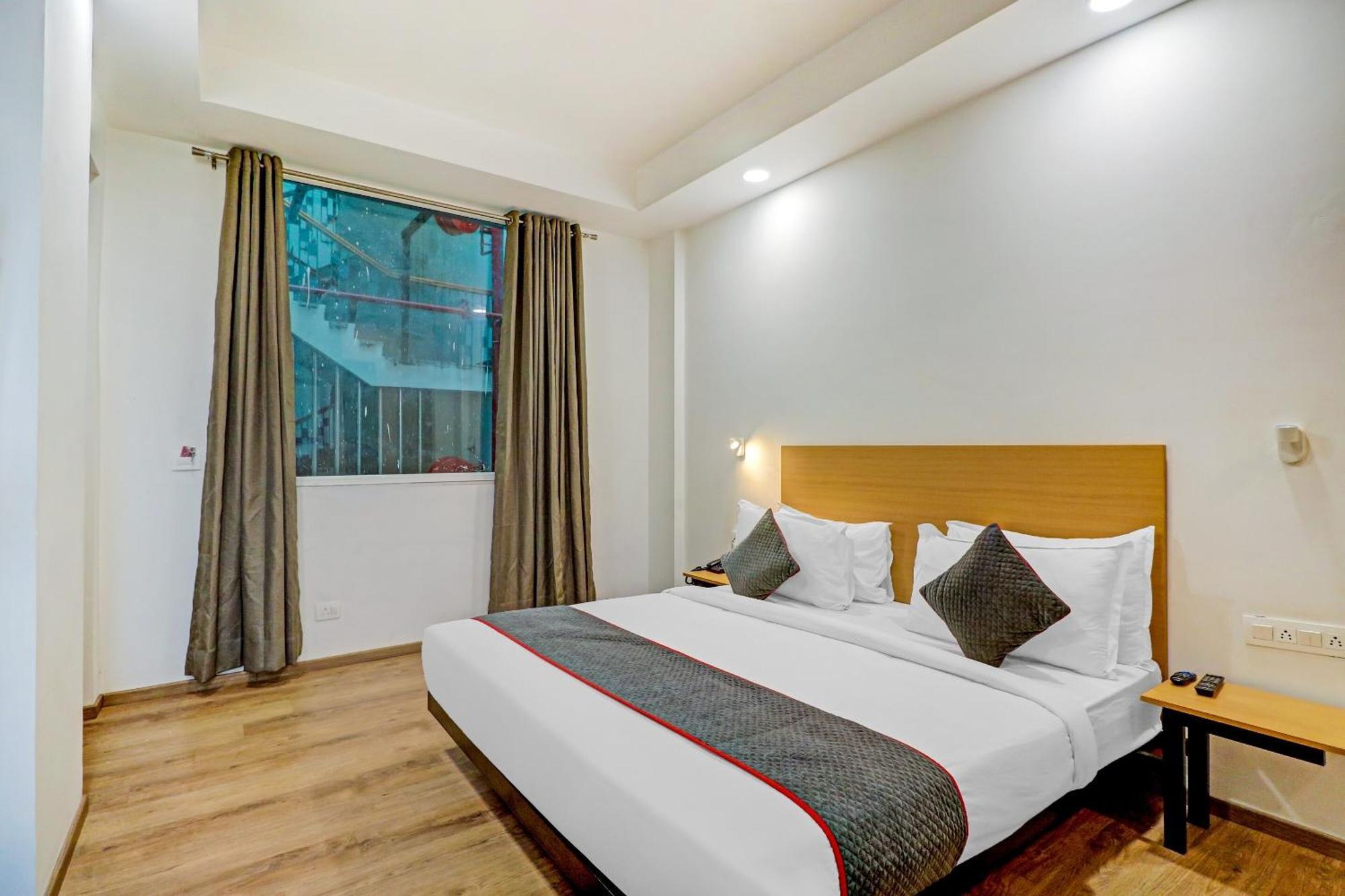 Townhouse Sector 30 Near Botanic Garden Of Indian Republic 호텔 노이다 외부 사진