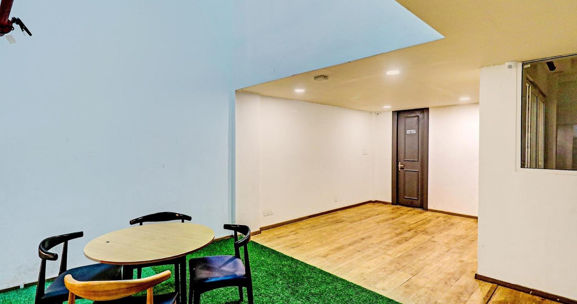 Townhouse Sector 30 Near Botanic Garden Of Indian Republic 호텔 노이다 외부 사진